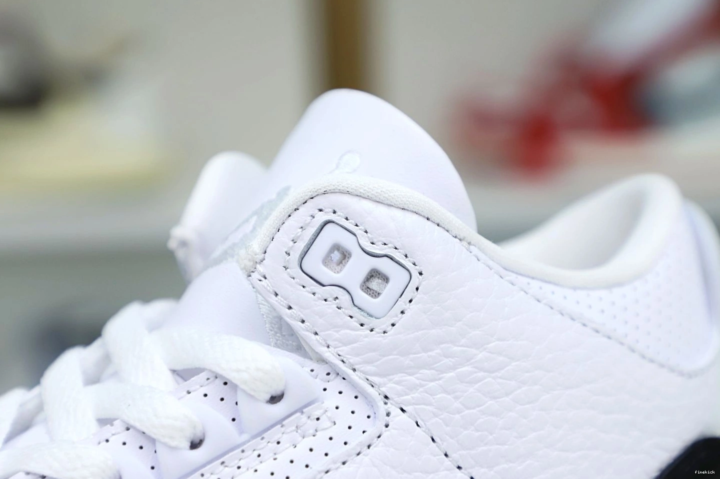 AIR 3 DESIGN RETRO 'WHITE' JORDAN X FRAGMENT SP 1227